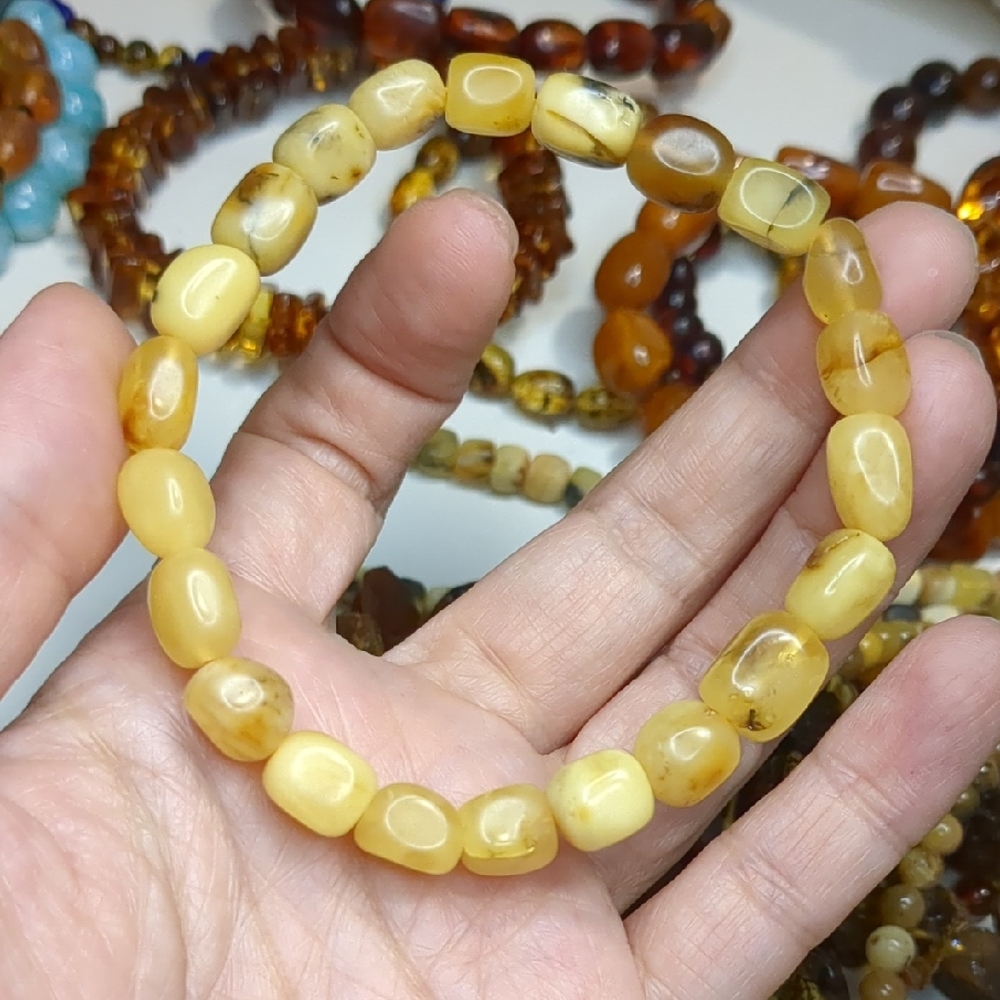 146 Yellow Beaded Bracelet